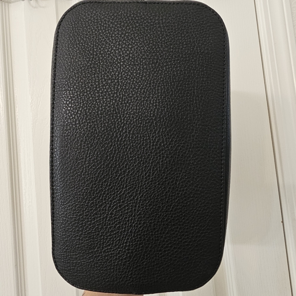 Kate Spade Large Marti Shoulder Bucket Bag - Picture 7 of 8